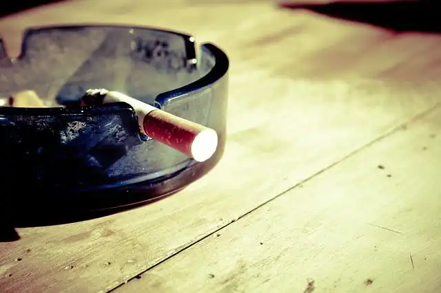cigarettes image