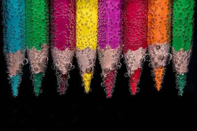 crayons image